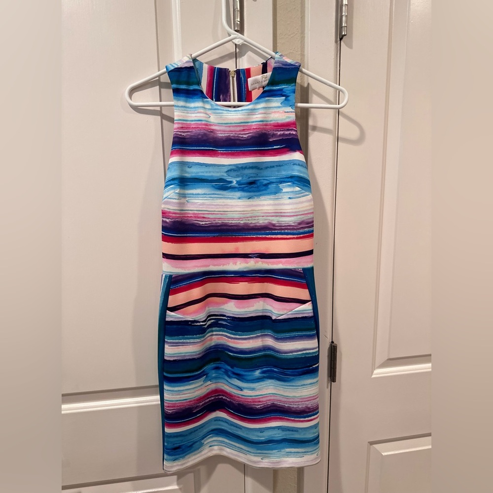 NWT Perfect summer colorful dress!